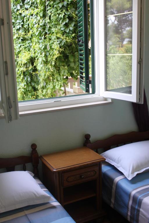 Oasis Apartments Sutivan Oda fotoğraf